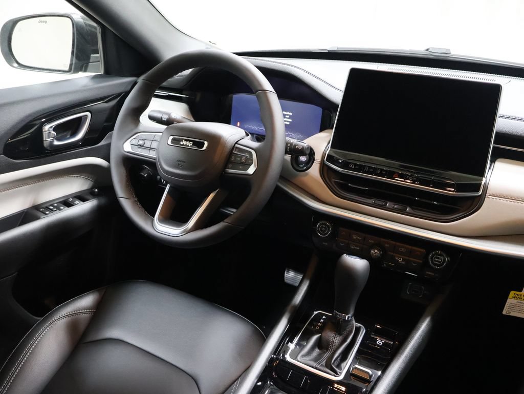 New 2026 Jeep Compass Limited AWD/4WD image 19