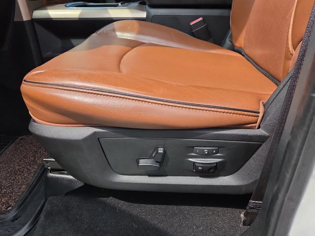 Used 2018 RAM 1500 Laramie Longhorn w/ Convenience Group AWD/4WD image 27