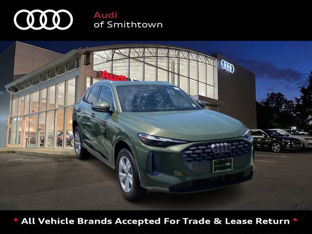 Used 2025 Audi Q5 Premium w/ Convenience Package