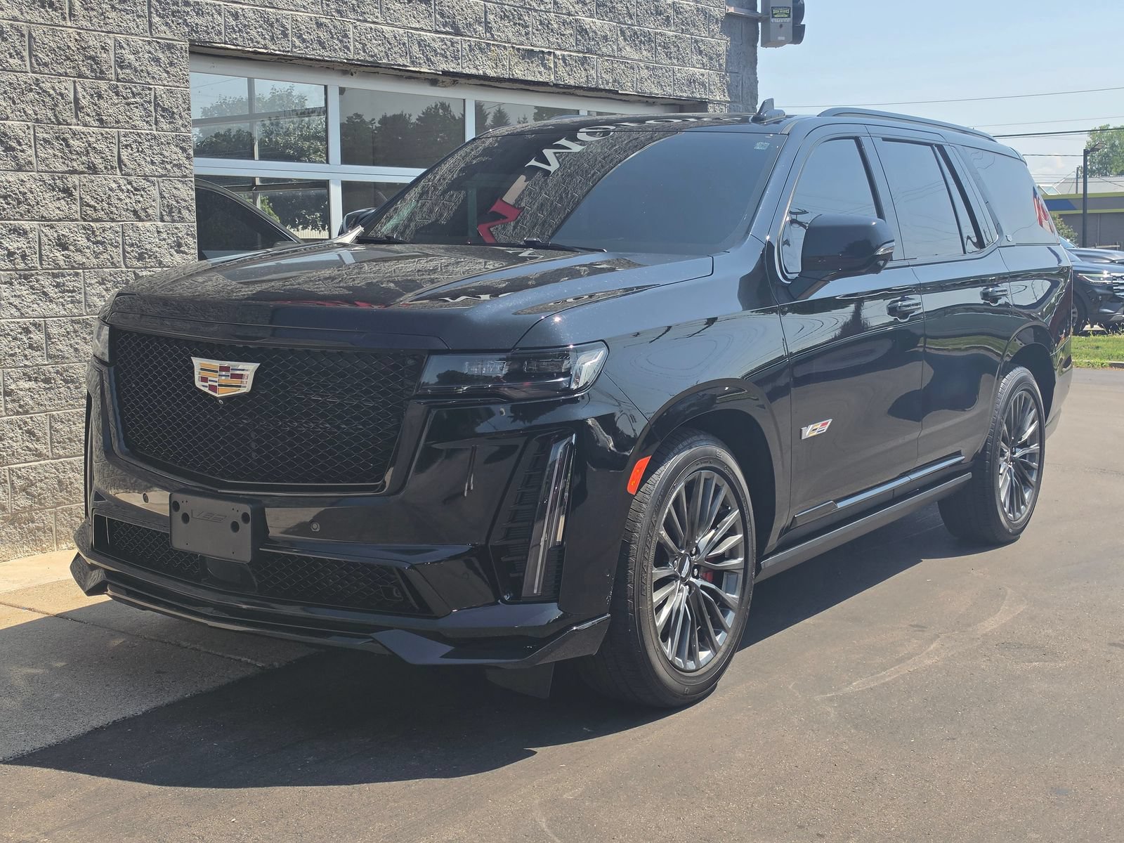 Used 2023 Cadillac Escalade V AWD/4WD image 1