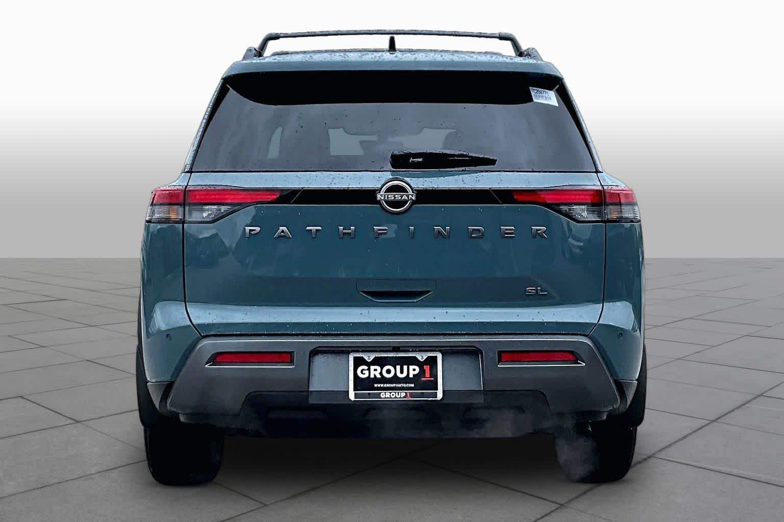 New 2026 Nissan Pathfinder SL FWD image 4