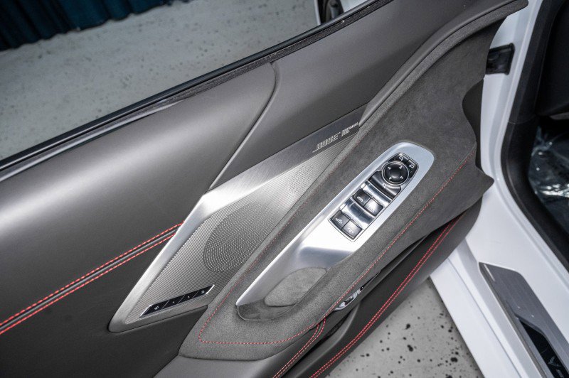 Used 2020 Chevrolet Corvette Stingray Premium Conv w/ 3LT Preferred Equipment Group image 17