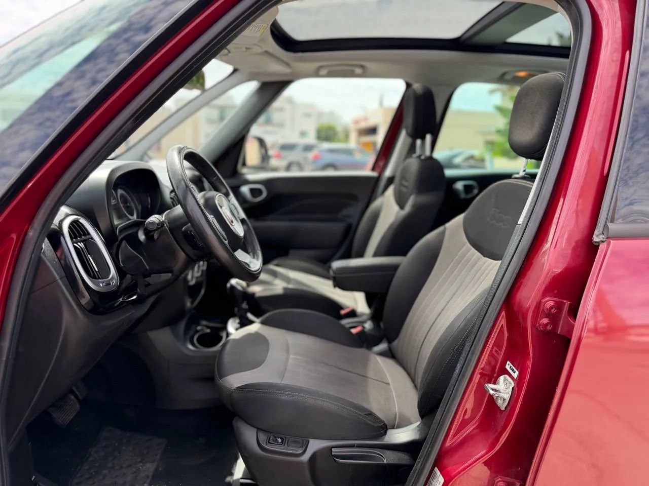 Used 2016 FIAT 500L Trekking FWD image 21