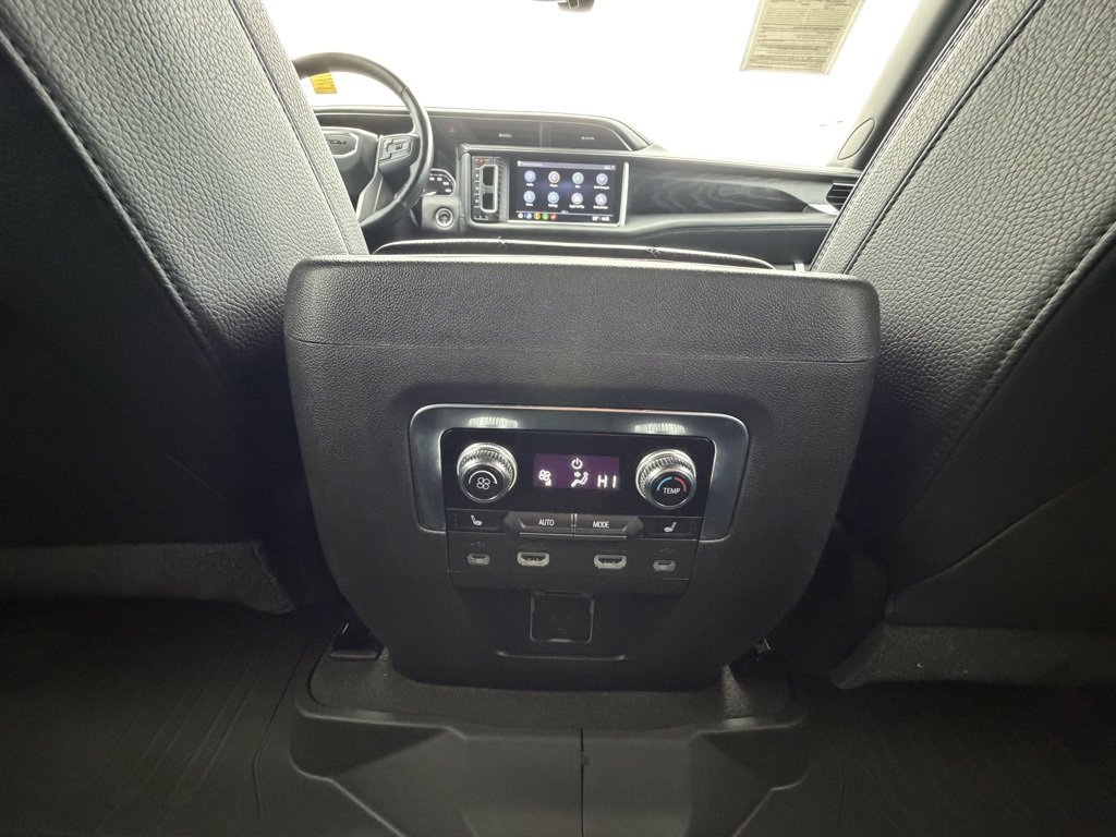 Used 2021 GMC Yukon Denali w/ Denali Ultimate Package image 30