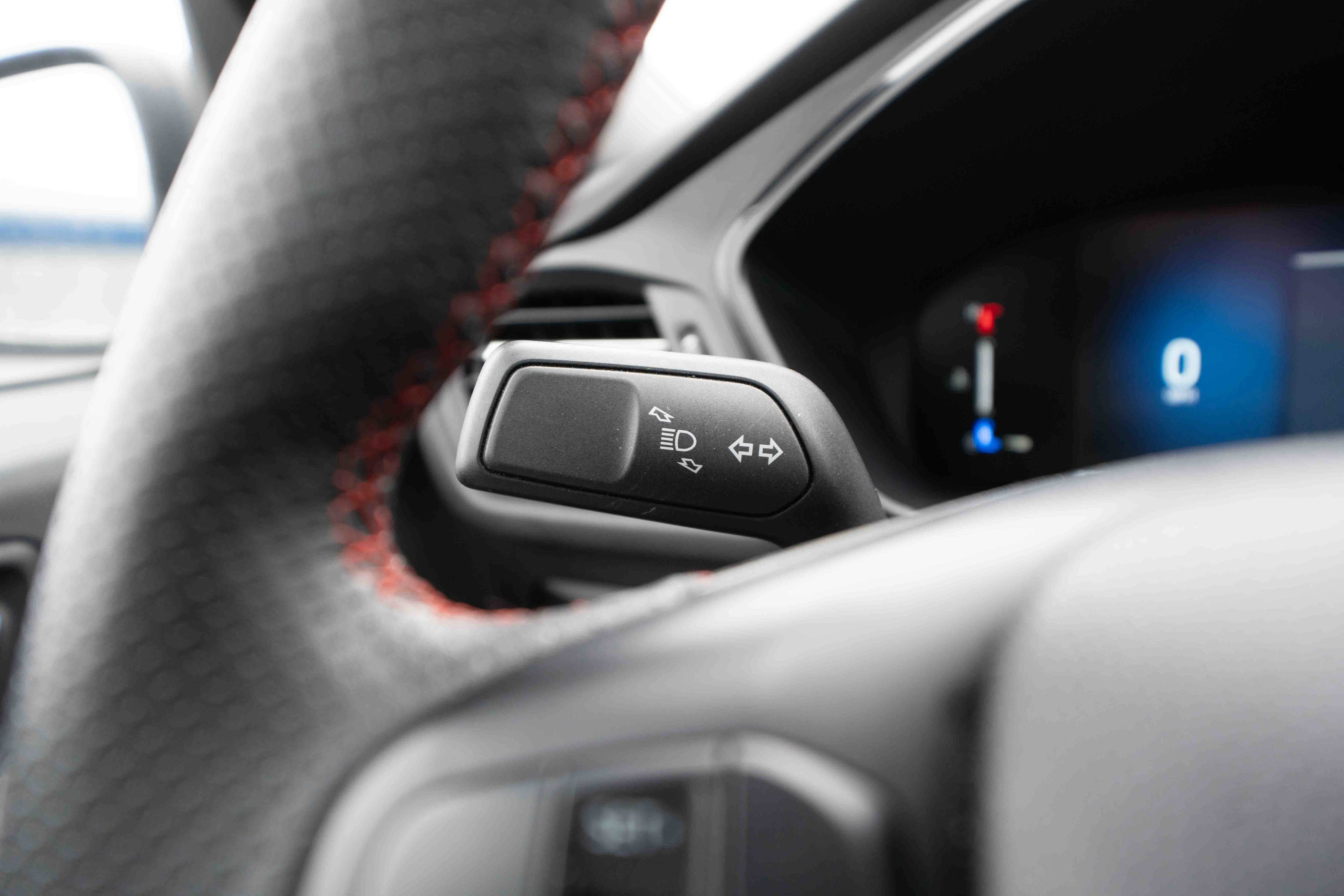 Used 2023 Ford Escape ST-Line image 13