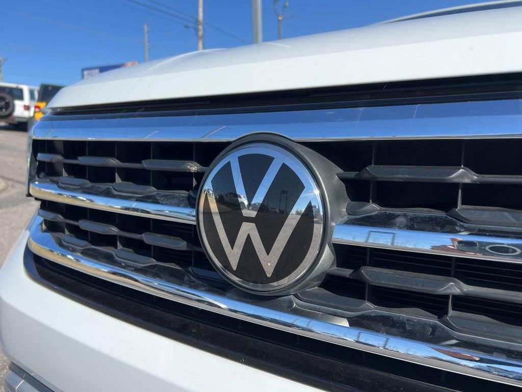 Used 2023 Volkswagen Atlas Cross Sport SE image 11