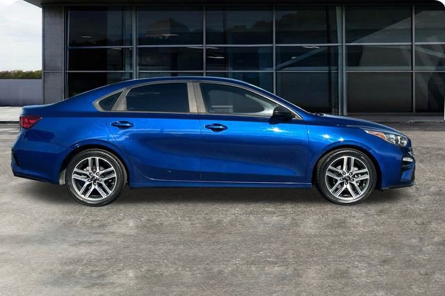 Used 2019 Kia Forte S image 3