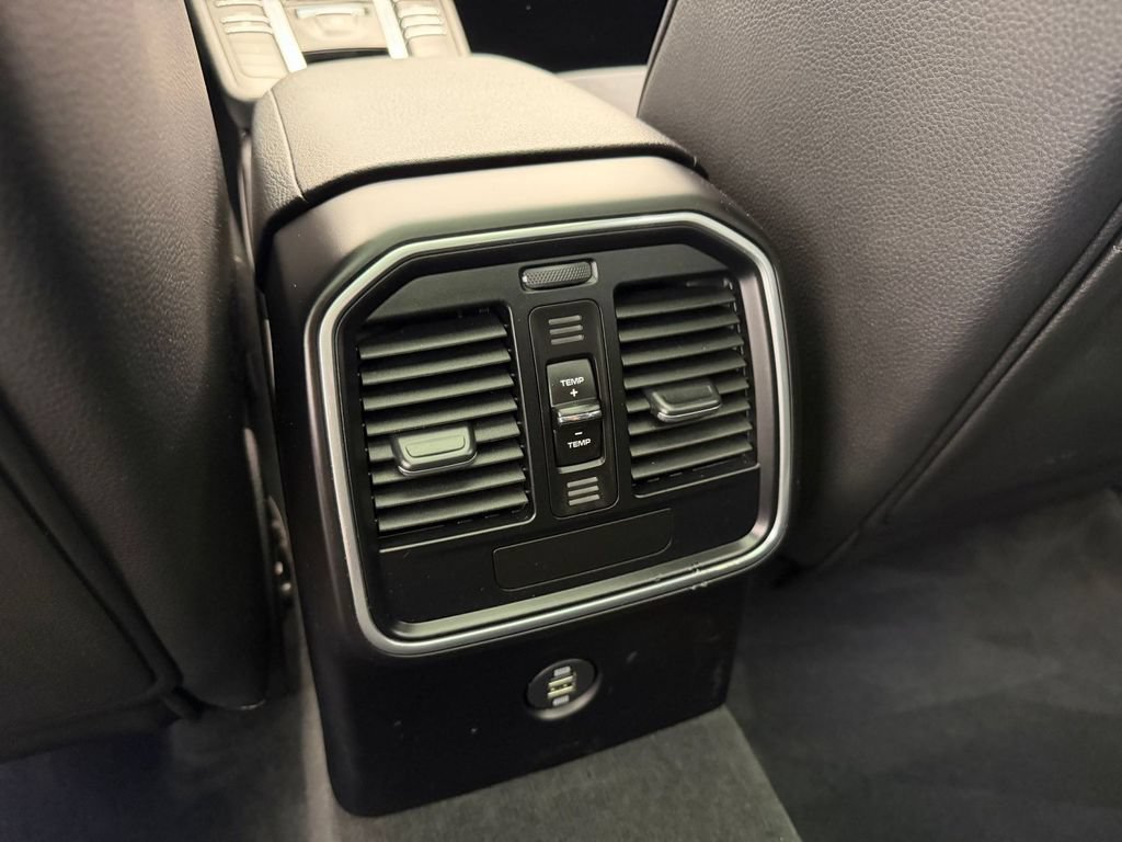 Used 2017 Porsche Macan AWD/4WD image 15