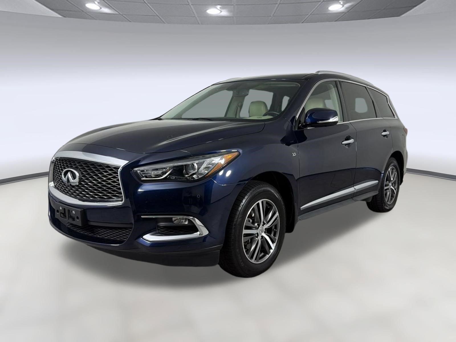 Used 2017 INFINITI QX60 Luxe w/ Premium Plus Package