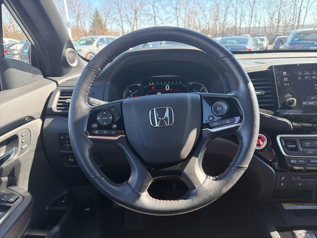 Certified 2021 Honda Pilot Black Edition image 13