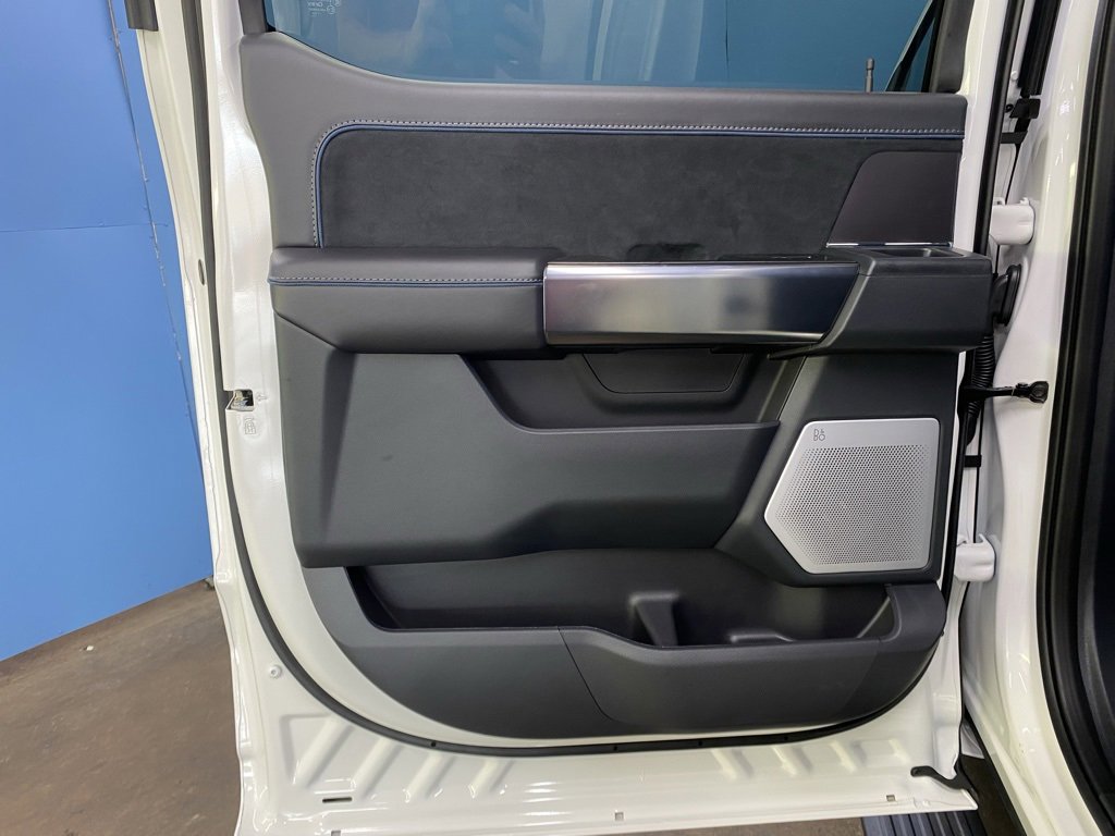 New 2025 Ford F150 Platinum w/ Equipment Group 702A High image 37