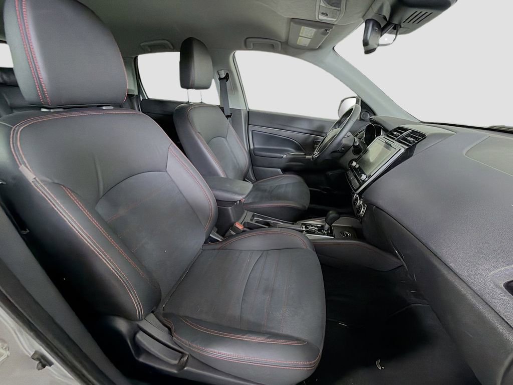 Used 2023 Mitsubishi Outlander Sport SE image 26