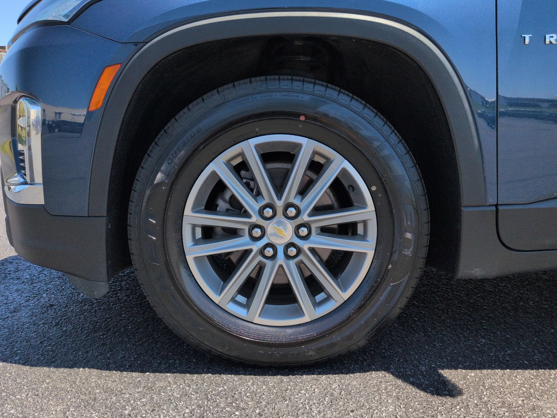 Certified 2023 Chevrolet Traverse LT AWD/4WD image 33