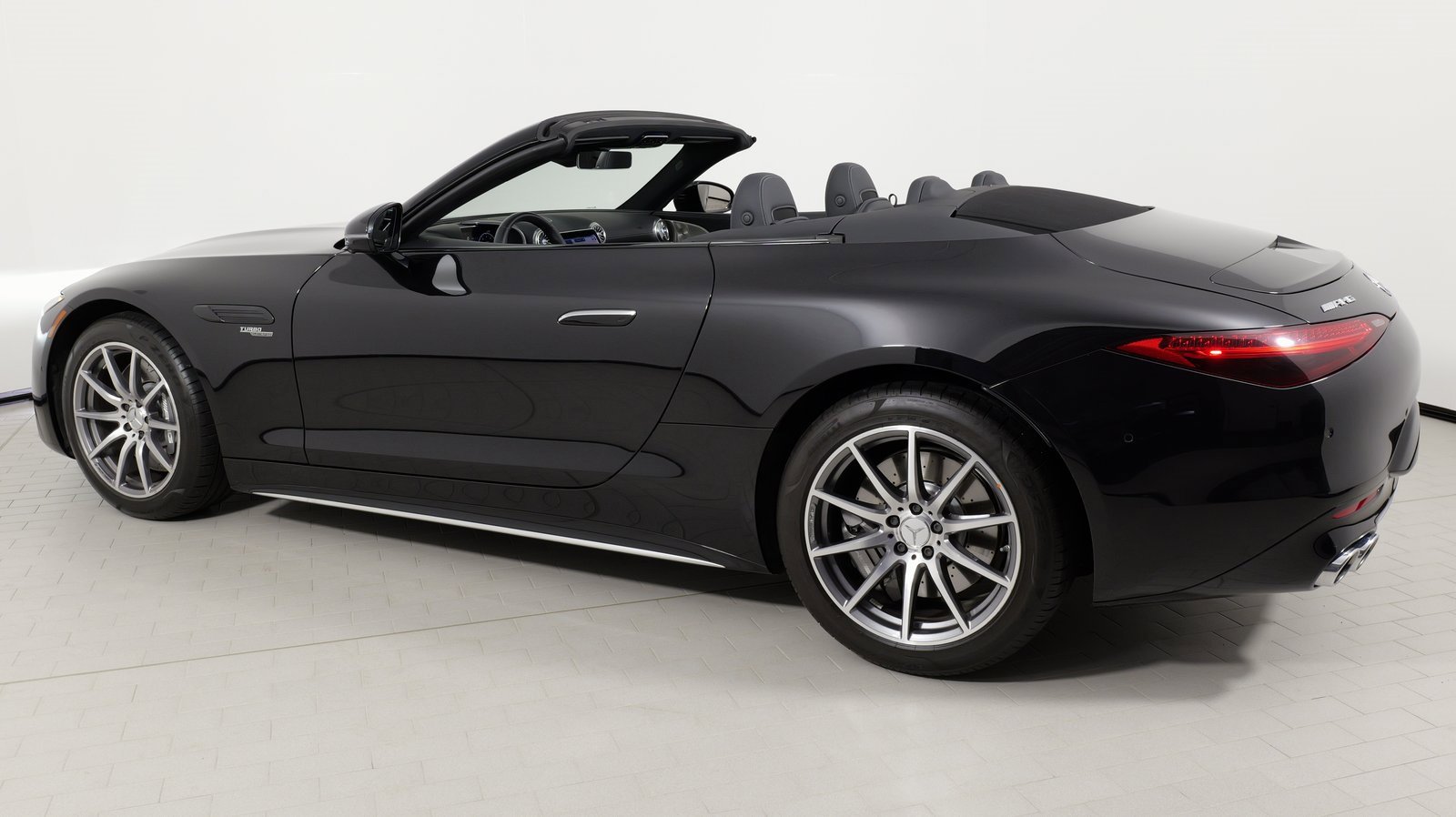 Used 2023 Mercedes-Benz SL 43 AMG image 28