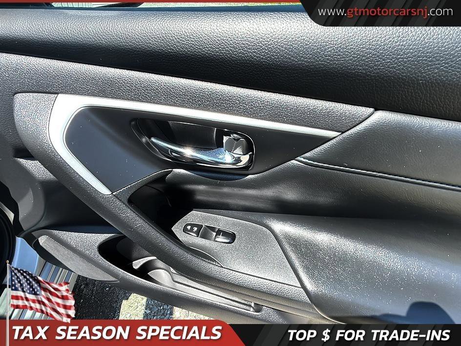Used 2017 Nissan Altima 2.5 SR FWD image 38