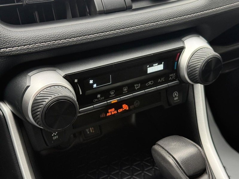 Used 2024 Toyota RAV4 LE image 28