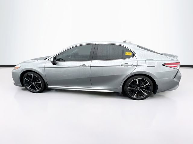 Used 2019 Toyota Camry XSE image 5