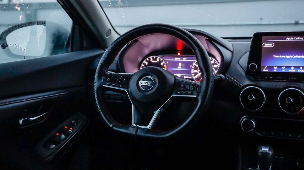 Used 2021 Nissan Sentra SV w/ Trunk Package image 16