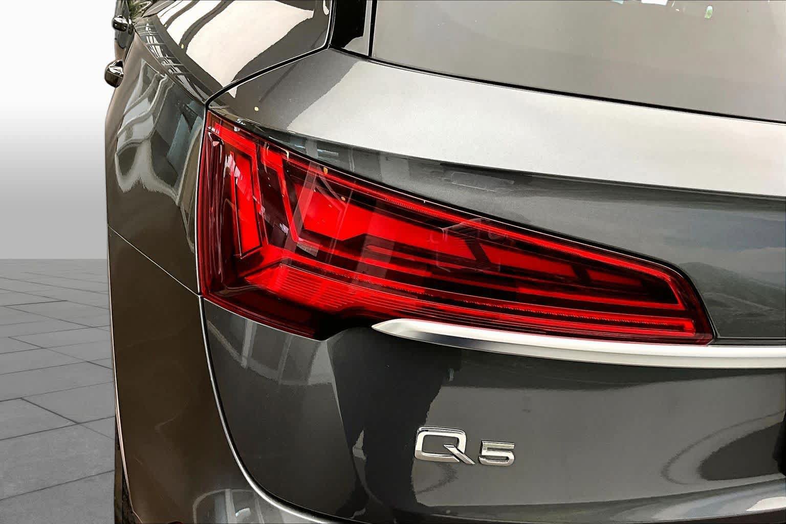 Certified 2023 Audi Q5 2.0T Premium w/ Convenience Package AWD/4WD image 28