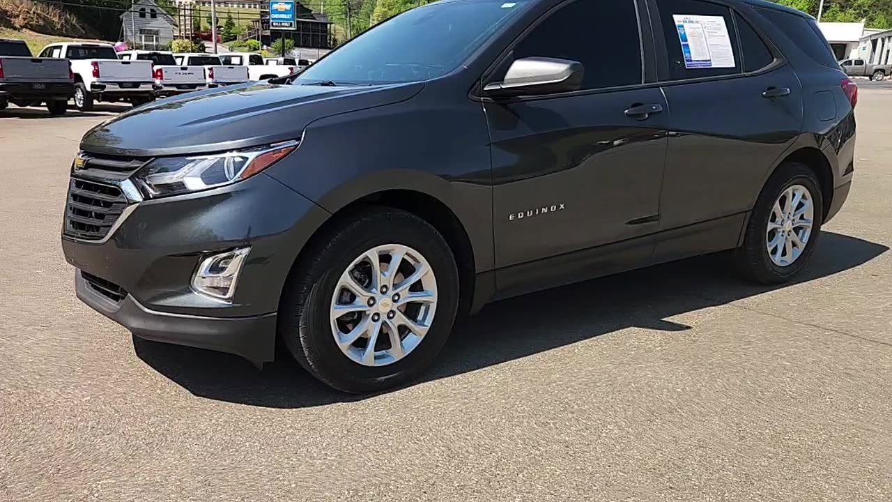 Used 2021 Chevrolet Equinox LS w/ LS Convenience Package FWD image 3