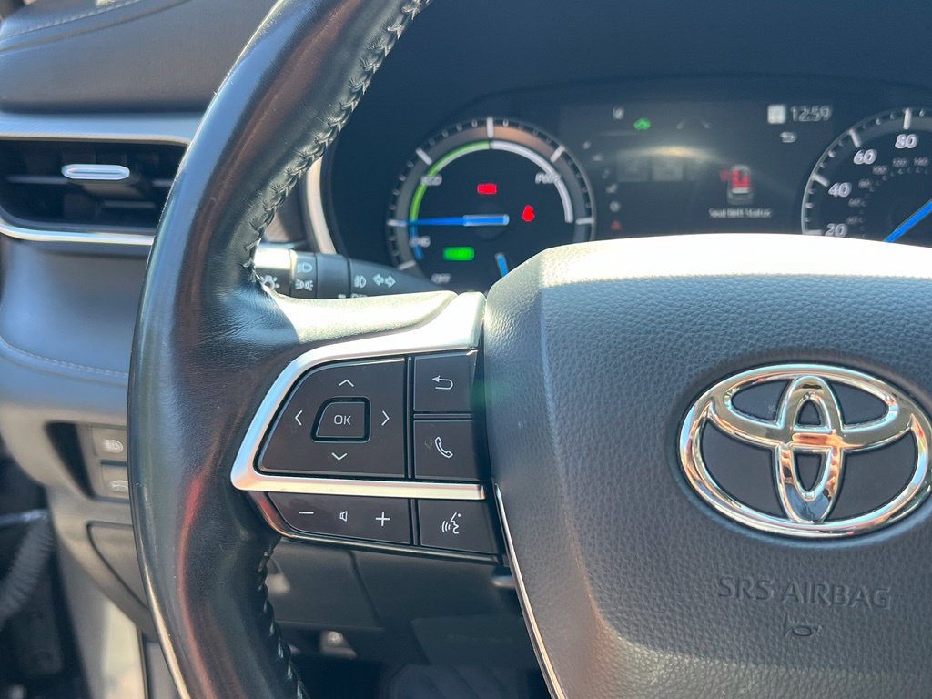 Used 2021 Toyota Highlander Platinum AWD/4WD image 23