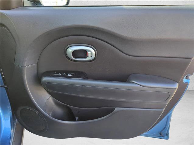 Used 2018 Kia Soul + FWD image 24