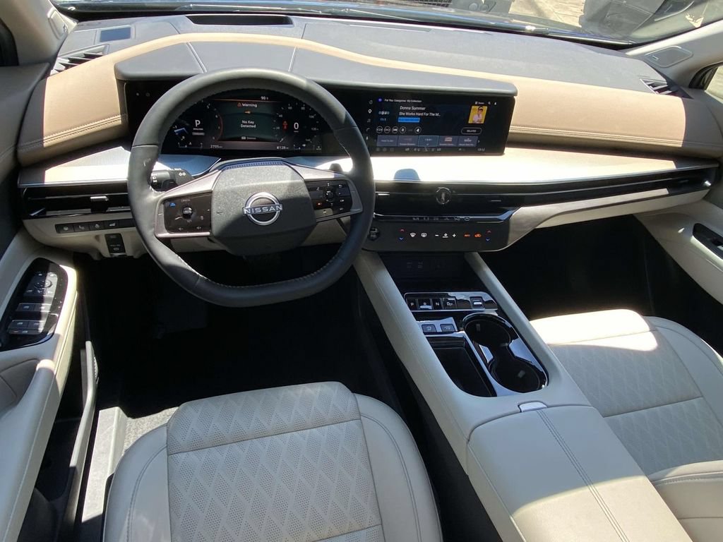 Used 2025 Nissan Murano Platinum w/ Cargo Package AWD/4WD image 47