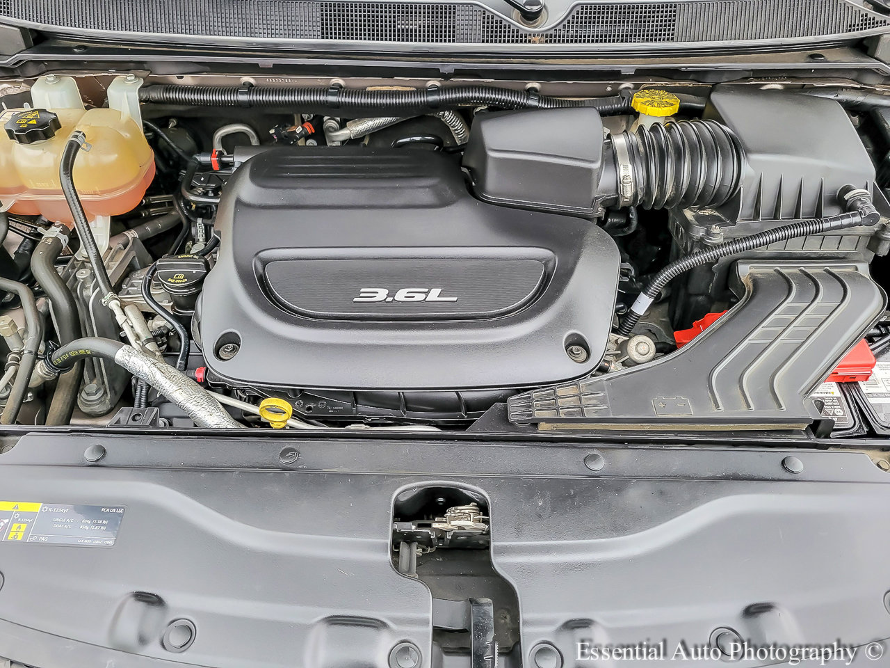 Used 2018 Chrysler Pacifica Touring Plus image 35