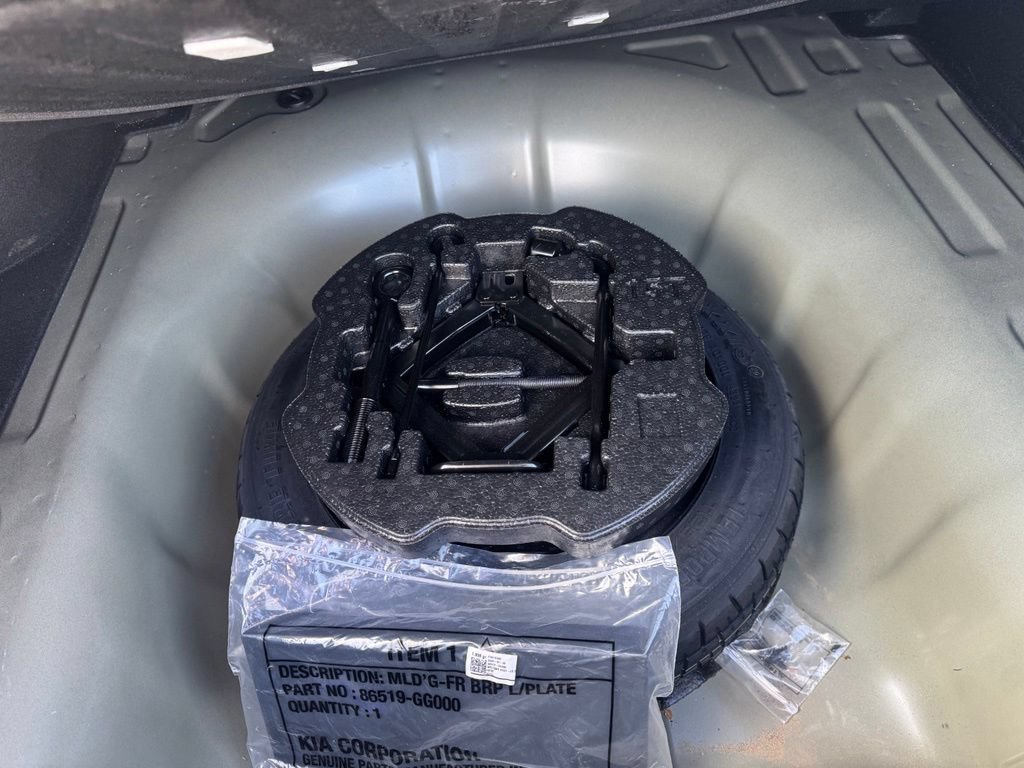 Used 2025 Kia K4 FWD image 41