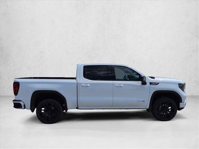 Used 2025 GMC Sierra 1500 AT4 w/ Technology Package AWD/4WD image 9