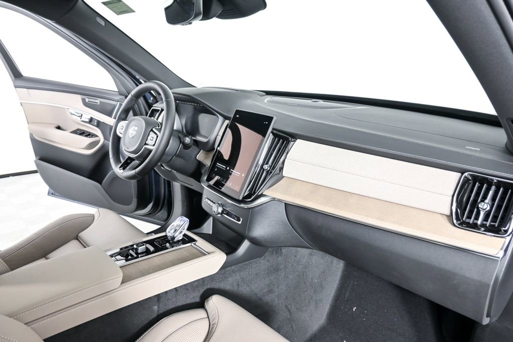 New 2026 Volvo XC90 T8 Ultra w/ Protection Package Premier image 22