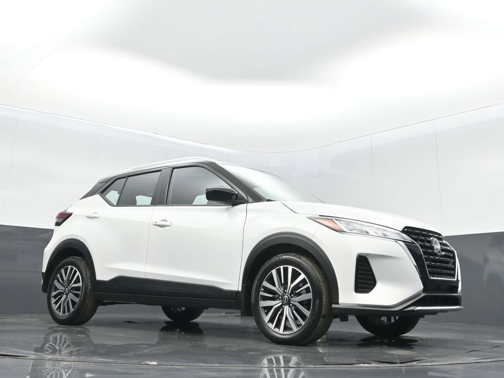 Used 2024 Nissan Kicks SV FWD image 26