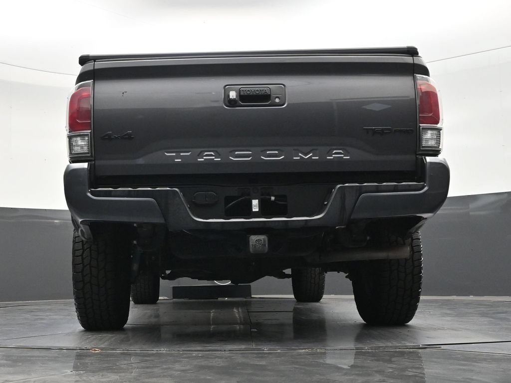 Used 2017 Toyota Tacoma TRD Sport w/ Tow Package RWD image 24