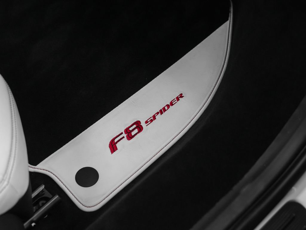 Certified 2022 Ferrari F8 Tributo RWD image 22