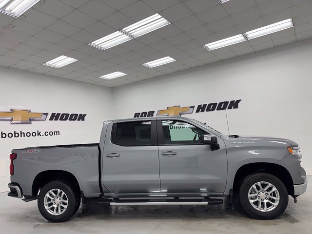New 2026 Chevrolet Silverado 1500 LT w/ LPO, Liner Protection Package AWD/4WD image 4