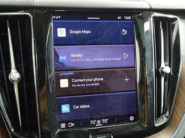 Used 2023 Volvo XC60 B5 Plus image 38