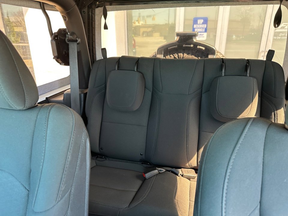 Used 2020 Jeep Wrangler Sport image 34