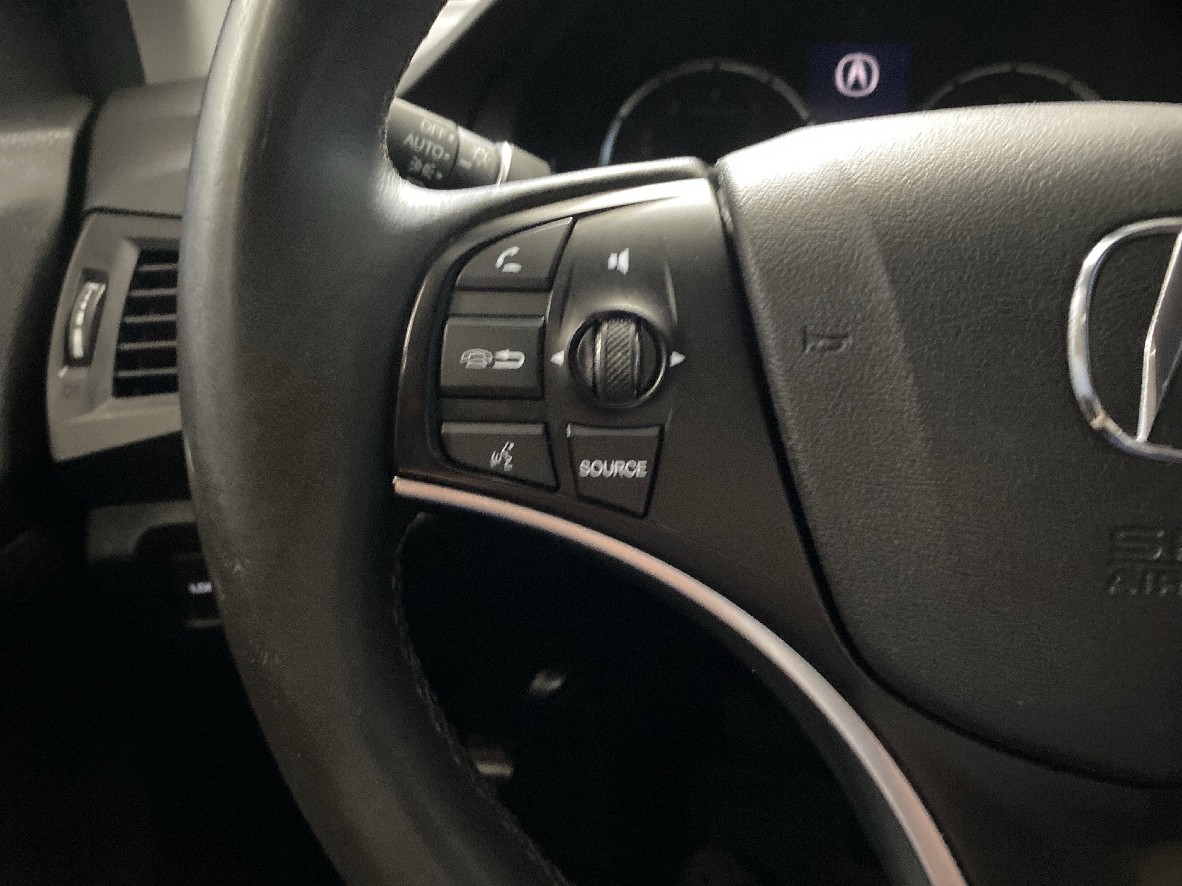Used 2015 Acura MDX SH-AWD w/ Technology Package image 19