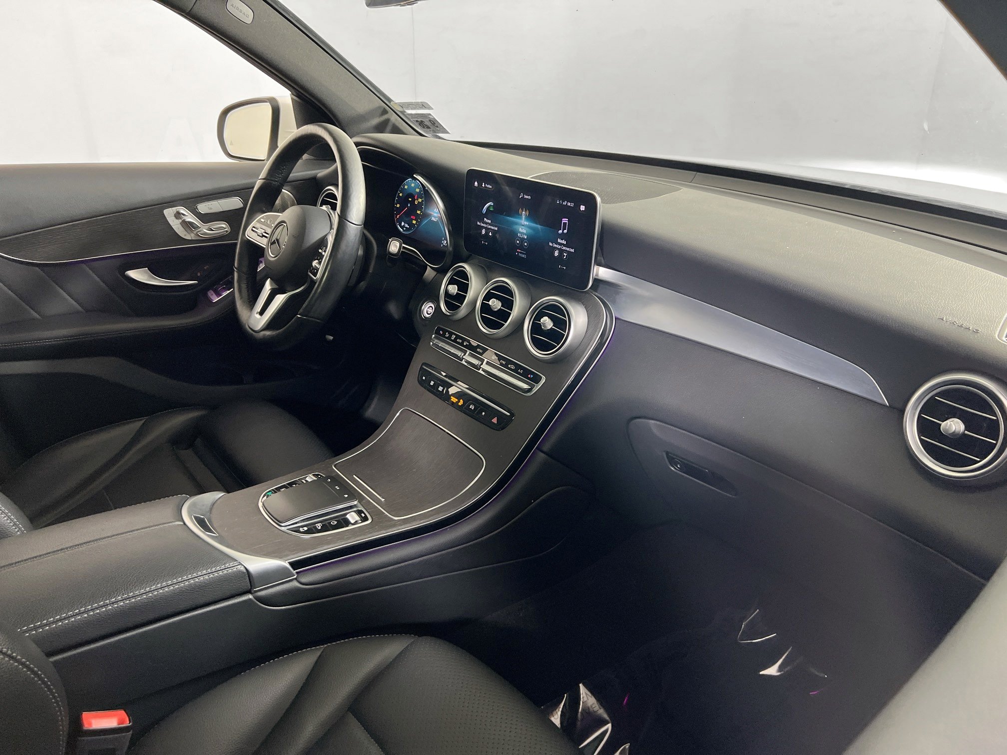 Used 2021 Mercedes-Benz GLC 300 4MATIC image 28