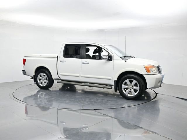 Used 2012 Nissan Titan SL w/ SL Technology Pkg image 3