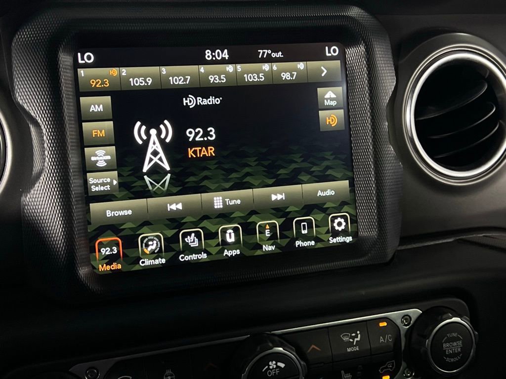 Used 2021 Jeep Wrangler Unlimited Rubicon 4xe w/ Steel Bumper Group image 16