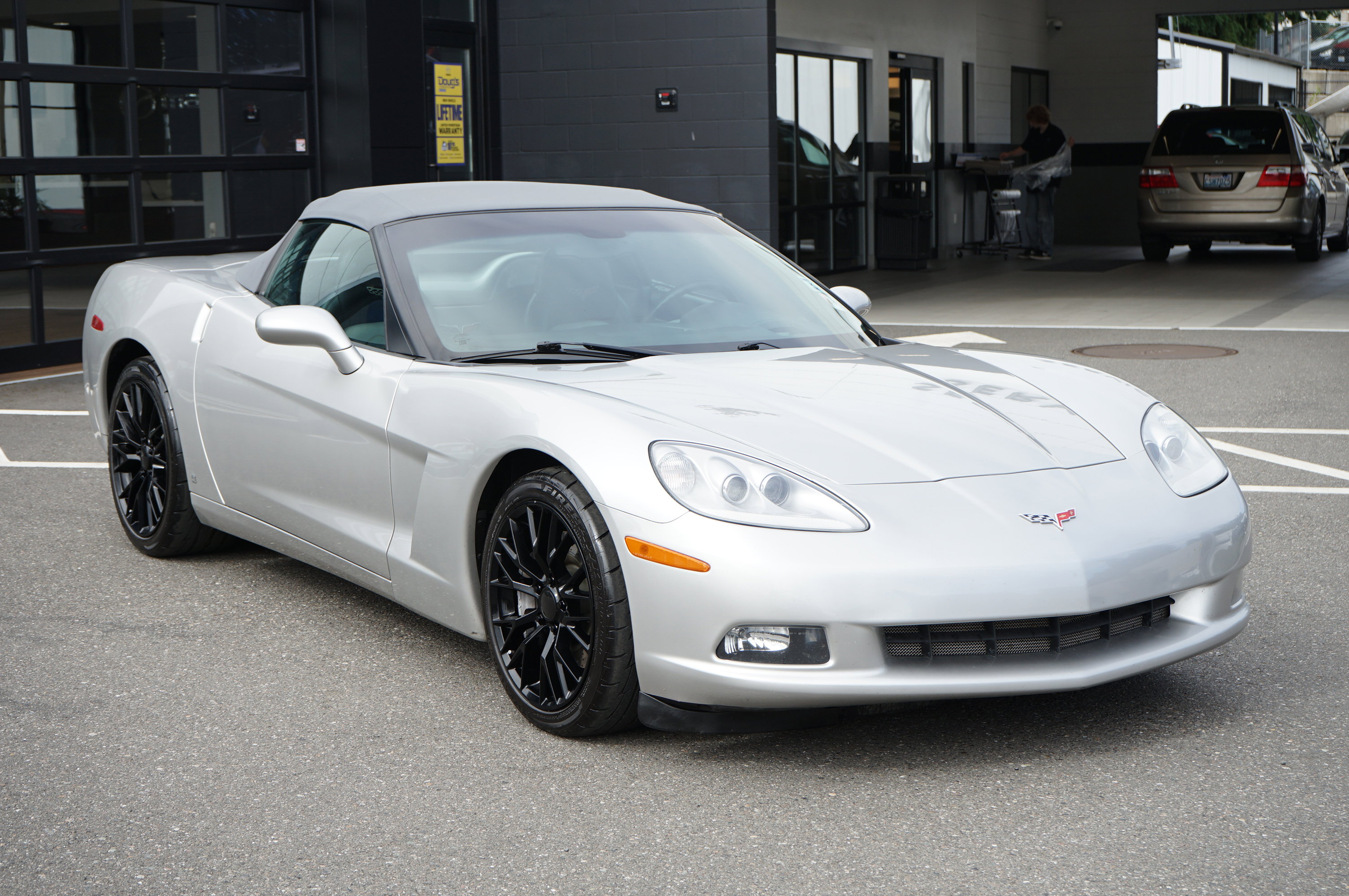 Used 2007 Chevrolet Corvette Convertible w/ Preferred Equipment Group image 1