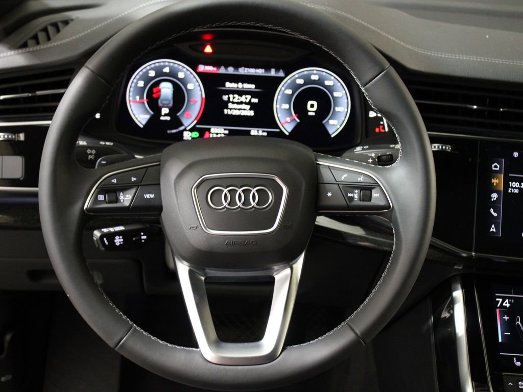 Certified 2025 Audi Q7 2.0T Premium w/ Convenience Package image 14