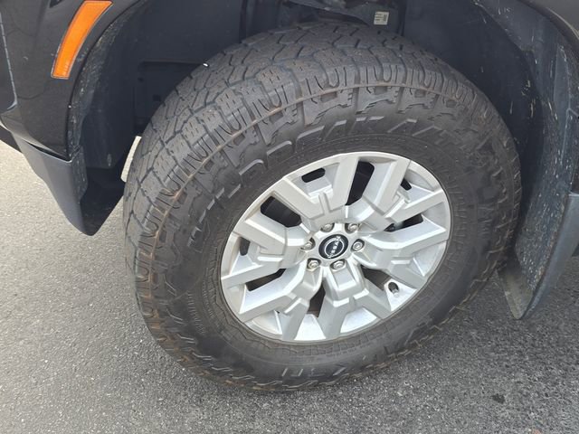 Certified 2023 Nissan Frontier SV w/ Technology Package AWD/4WD image 5