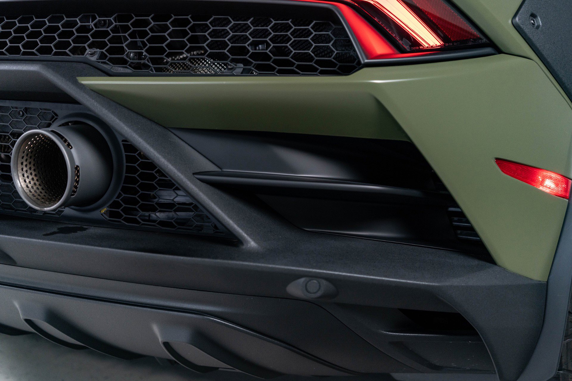 Used 2024 Lamborghini Huracan Sterrato AWD/4WD image 24