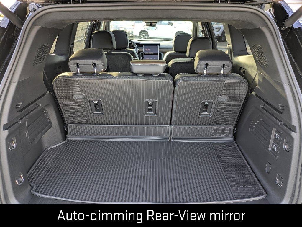 New 2027 GMC Acadia Denali Ultimate w/ LPO, Floor Liner Package FWD image 28