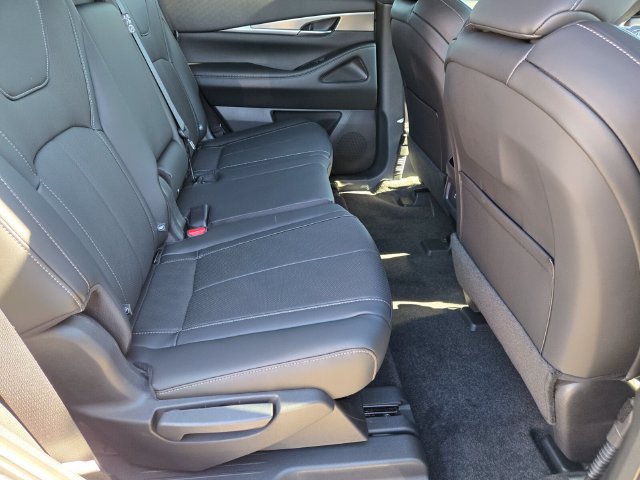 Used 2027 INFINITI QX65 Luxe w/ Cargo Package AWD/4WD image 18