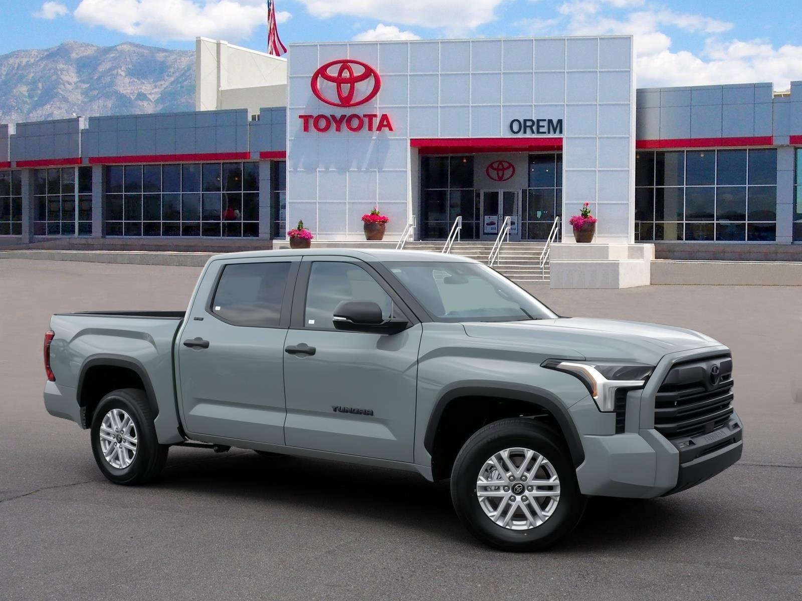 New 2026 Toyota Tundra SR5 w/ SR5 Convenience Package