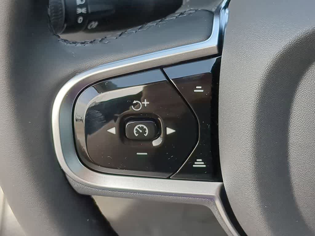 New 2026 Volvo XC60 T8 Ultra w/ Protection Package Premier AWD/4WD image 22