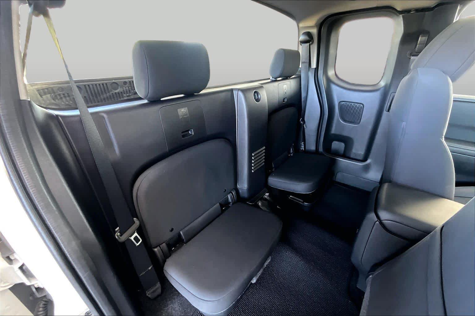 Certified 2024 Nissan Frontier S w/ Technology Package RWD image 20